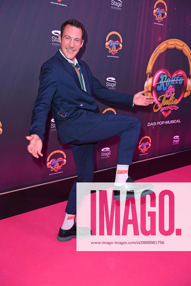 Brix Schaumburg at the JULIA MUSICAL PREMIERE at the Stage Palladium Theater in Stuttgart on October 8, 2026