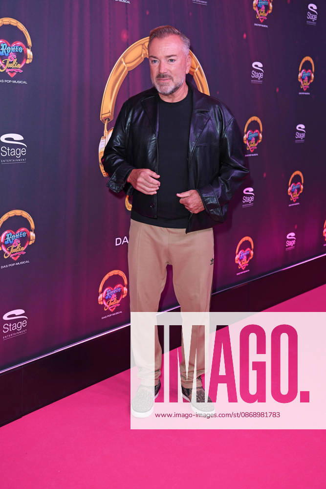 Uwe Kröger at the JULIA musical premiere at the Stage Palladium Theater in Stuttgart on October 8, 2026