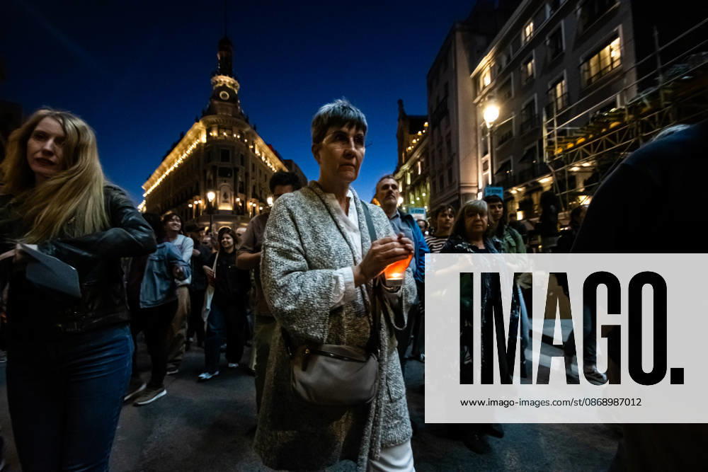 IPA89447750 - MADRID, SPAIN. OCTOBER 8. Thousands of people are taking part in the Hasta Siempre, Maricarmen march, from Puerta del Sol to the home where 87-year-old Maricarmen Abascal lived; she died on October 7 after being hospitalized following her eviction on September 23, in Madrid, Spain, on October 8, 2026. Organized by the Sindicato de Inquilinas of Madrid, the demonstration paid tribute to the woman, who had become a symbol of the struggle for the right to housing amid Spains housing crisis. Participants carried flowers, candles, and protest signs, calling for an end to evictions and greater housing protections.
