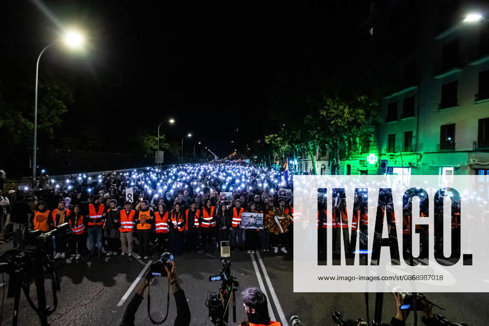 IPA89447774 - MADRID, SPAIN. OCTOBER 8. Thousands of people are taking part in the Hasta Siempre, Maricarmen march, from Puerta del Sol to the home where 87-year-old Maricarmen Abascal lived; she died on October 7 after being hospitalized following her eviction on September 23, in Madrid, Spain, on October 8, 2026. Organized by the Sindicato de Inquilinas of Madrid, the demonstration paid tribute to the woman, who had become a symbol of the struggle for the right to housing amid Spains housing crisis. Participants carried flowers, candles, and protest signs, calling for an end to evictions and greater housing protections.
