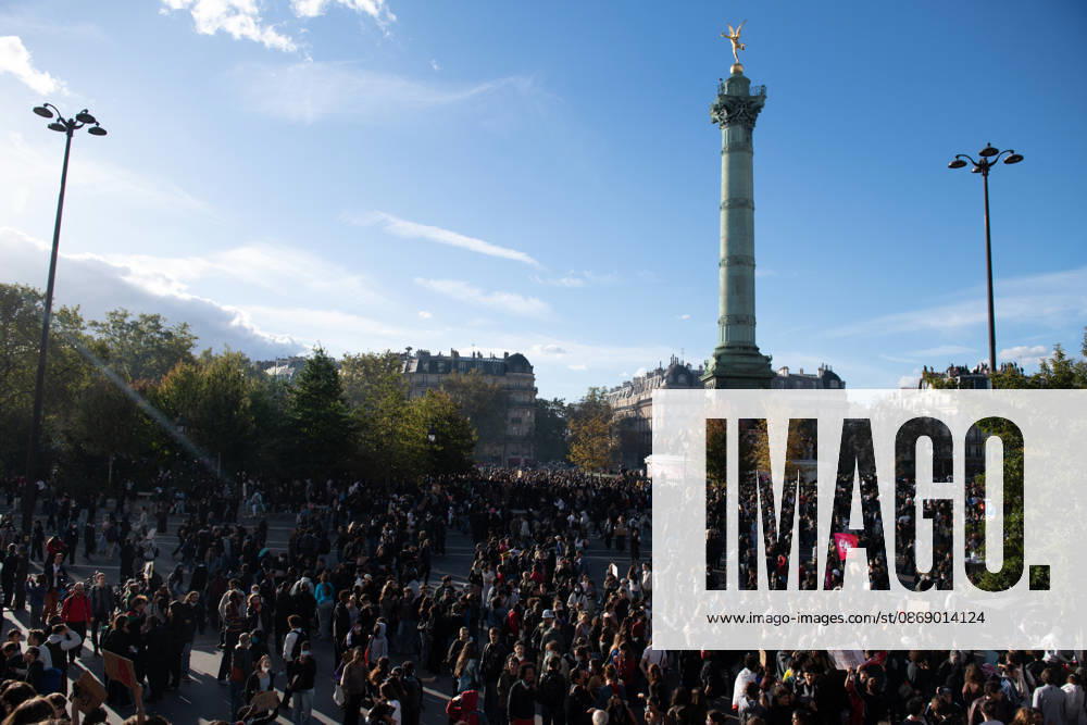 High School And University Student Protest - Paris High school students demonstrate at Place de la Bastille in Paris, France on October 8, 2026. Photo by Fabrice Sapte ABACAPRESS.COM Paris France