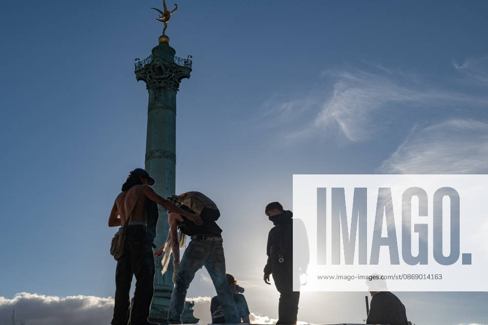High School And University Student Protest - Paris High school students demonstrate at Place de la Bastille in Paris, France on October 8, 2026. Photo by Fabrice Sapte ABACAPRESS.COM Paris France