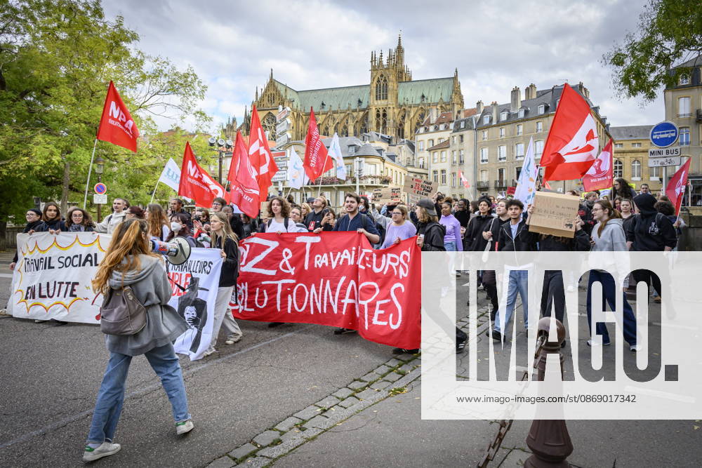Lorraine, Metz: On Thursday, as in the rest of France, several hundred students protested in downtown Metz for better conditions in schools. bub