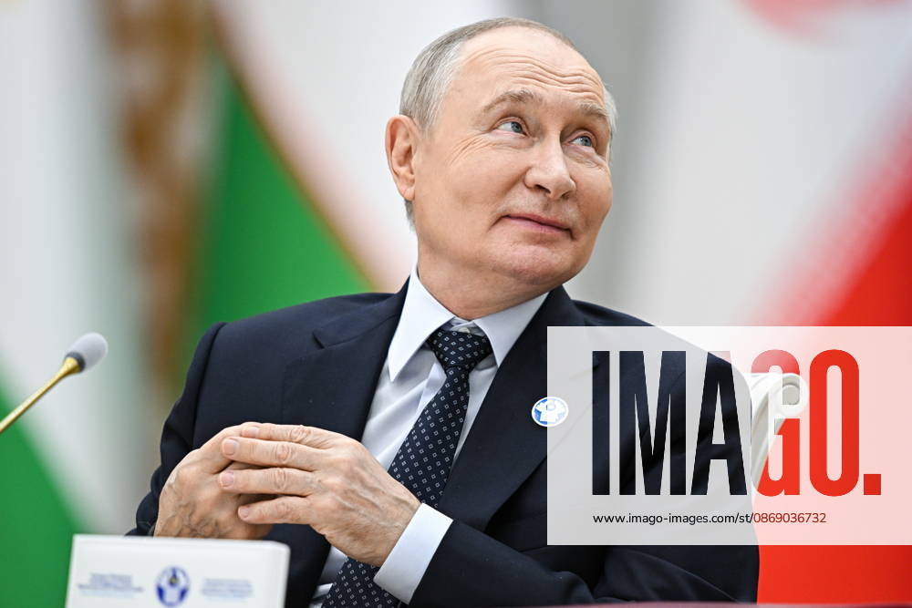 TURKMENISTAN, BALKAN PROVINCE - OCTOBER 9, 2026: Russia s President Vladimir Putin attends an expanded meeting of the CIS Council of Heads of State in Turkmenbashi Turkmenistan - ZUMAt113 20261009_zaa_t113_192