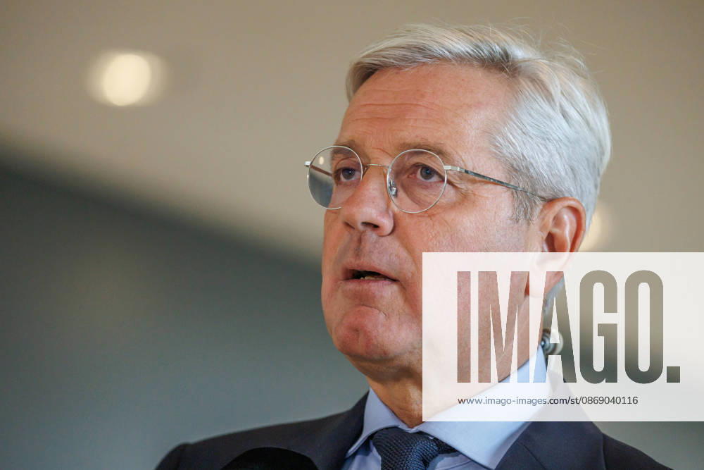 Norbert Roettgen of the CDU in an interview at the German Bundestag on October 9, 2026, in Berlin, Berlin, Berlin, Germany, Bundestag