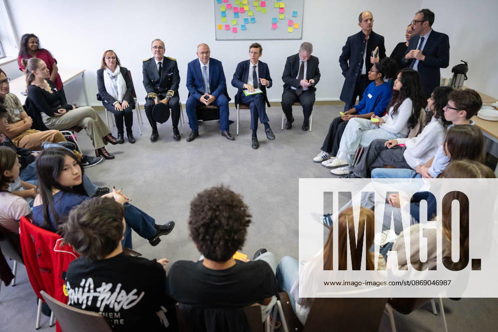 Edouard Geffray Visit an High School Lycee - Cachan French Education Minister Edouard Geffray, flanked by Headteacher Antoine Milovanovic and Head of the Creteil Education Authority Jean-François Chanet speaks to students during a visit to the high school Lycee Polyvalent de Cachan, in Cachan, on the outskirts of Paris, France on October 9, 2026, on the sidelines of a nationwide protest movement of students over learning conditions. Photo by Alexis Jumeau ABACAPRESS.COM Cachan France
