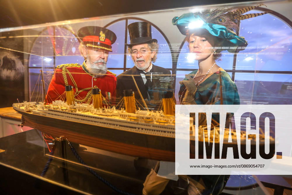 October 8, 2026 (Malaga)The Legend of the Titanic, the immersive exhibition, docks in MoÂ¡laga after its premiere in Madrid and gathers more than a million spectators on its journeys across Europe in the space of Sorhlin. The most immersive Titanic arrives in Malaga with a tour of the cabins. An exhibition 360 arrives in the city with five different experiences in which virtual reality allows you to know the rooms of the ship and listen live to its musicians. The exhibition will be open to the public from October 8 to January 5, including weekends. - ZUMAc161 20261009_zap_c161_046