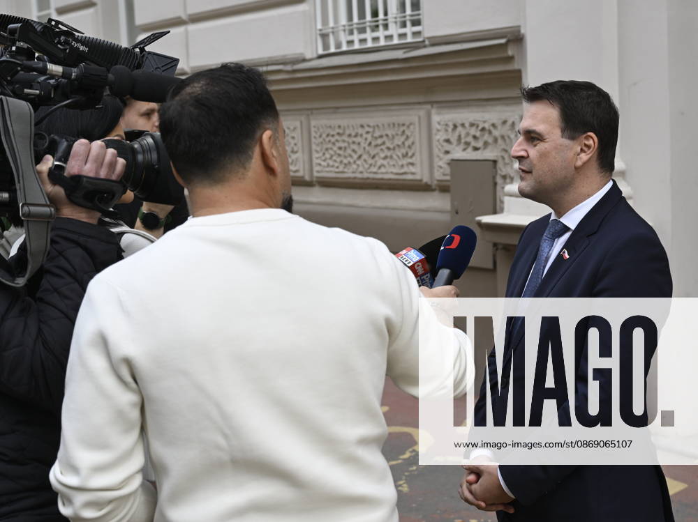 The two-day elections to municipal assemblies started in the Czech Republic together with the first round of the elections to one-third of the Senate, on October 9, 2026. On the photo Czech Foreign Minister and Chairman of the Motorists for themselves party Petr Macinka speaks with reporters after casting his vote in Prague. (CTKxPhoto MichalxKrumphanzl) CTKPhotoP2026100906831 CTKPhotoP2026100906831