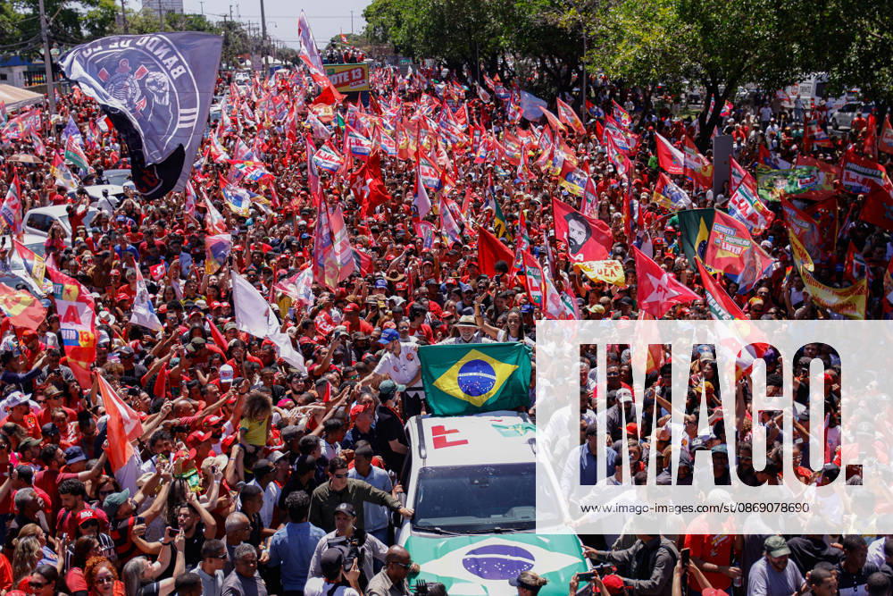 BRASiLIA, DF - 09.10.2026: ATO DE LULA EM BRASiLIA - President Lula resumes campaign events after the first round of elections, in CeilÃ¢ndia (DF). x3027360x JoaoxPedroxCarvalho