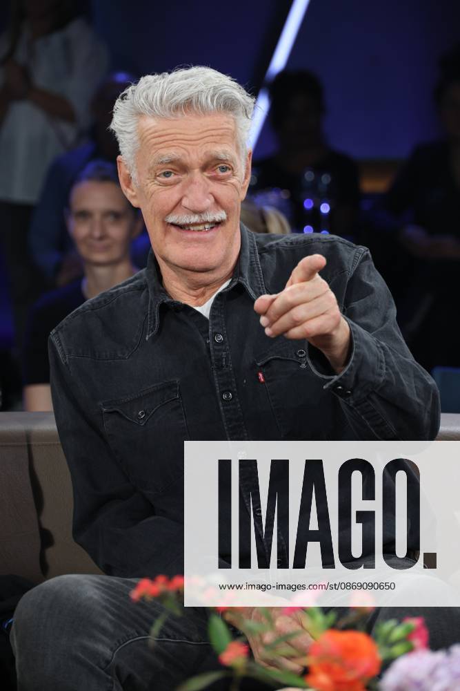 Max Moor, host and actor, appeared as a guest on the NDR Talk Show on October 9, 2026, on NDR Television’s Channel 3; photo op before the taping on October 2, 2026, at the Hamburg Lokstedt television studio
