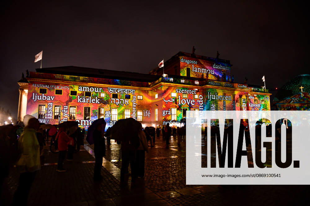 Festival of Lights 2026 Festival of Lights ** ** ** Festival of Lights 2026 at Bebelplatz with the Faculty of Law, the State Opera, the Hotel de Rome, and St. Hedwig’s Cathedral Berlin Berlin Germany JK16843
