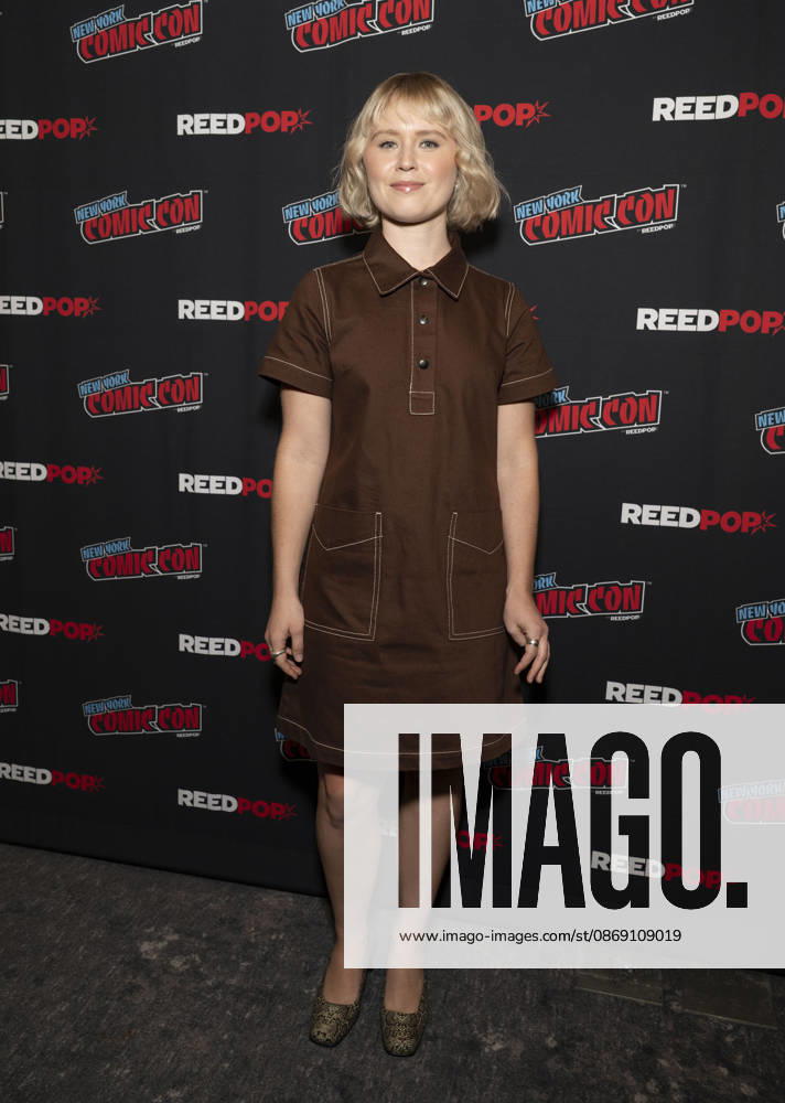 ELIZA SCANLEN attends the press room for Anne RiceÃ¢â‚¬â ¢s Mayfair Witches on AMC Plus during New York Comic Con at Jacob Javits Convention Center in New York. 9 October 2026 New York USA - ZUMAa265 20261009_zep_a265_024