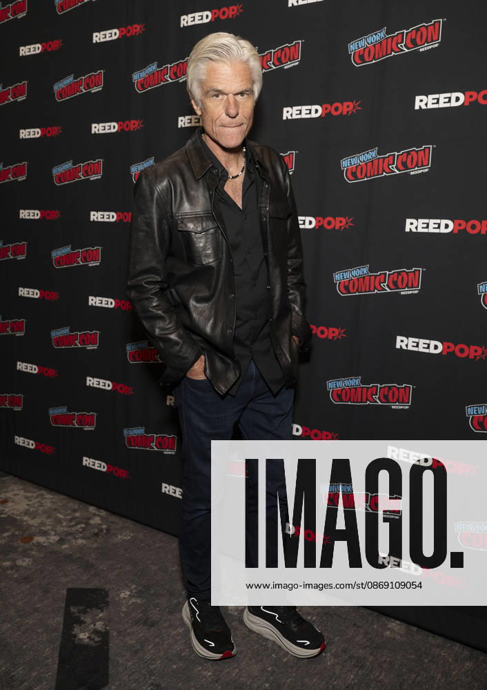 HARRY HAMLIN attends the press room for Anne Riceâ€⠢s Mayfair Witches on AMC Plus during New York Comic Con at Jacob Javits Convention Center in New York. 9 October 2026 New York USA - ZUMAa265 20261009_zep_a265_035