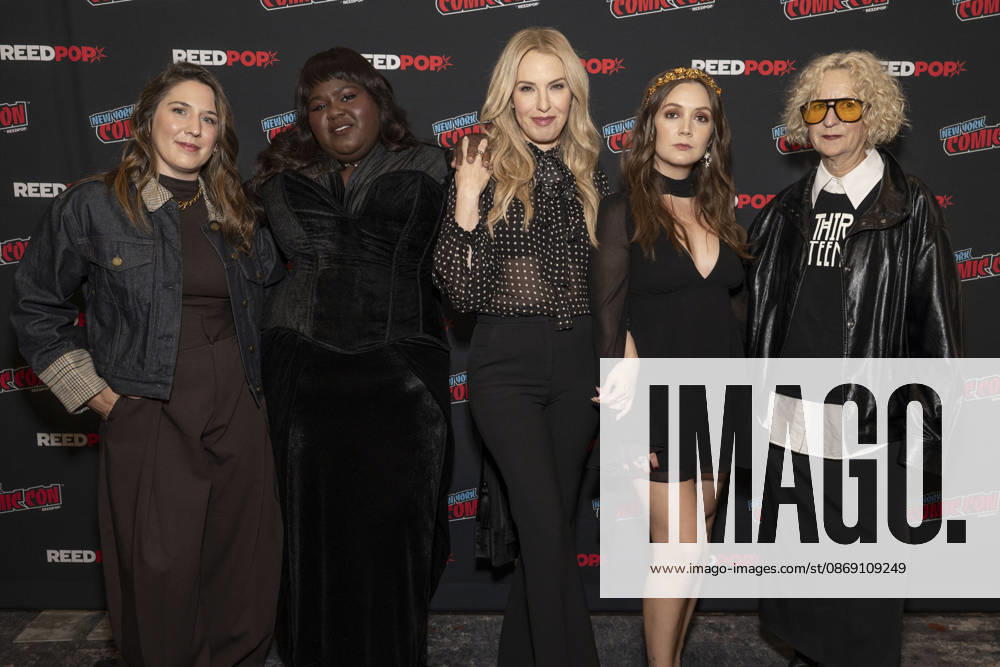 CATHERINE CRABTREE, GABOUREY SIDIBE, LESLIE GROSSMAN, BILLIE LOURD and LOU EYRICH attend the press room for American Horror Story 13 on FX during New York Comic Con at Jacob Javits Convention Center in New York. 9 October 2026 New York USA - ZUMAa265 20261009_zep_a265_085