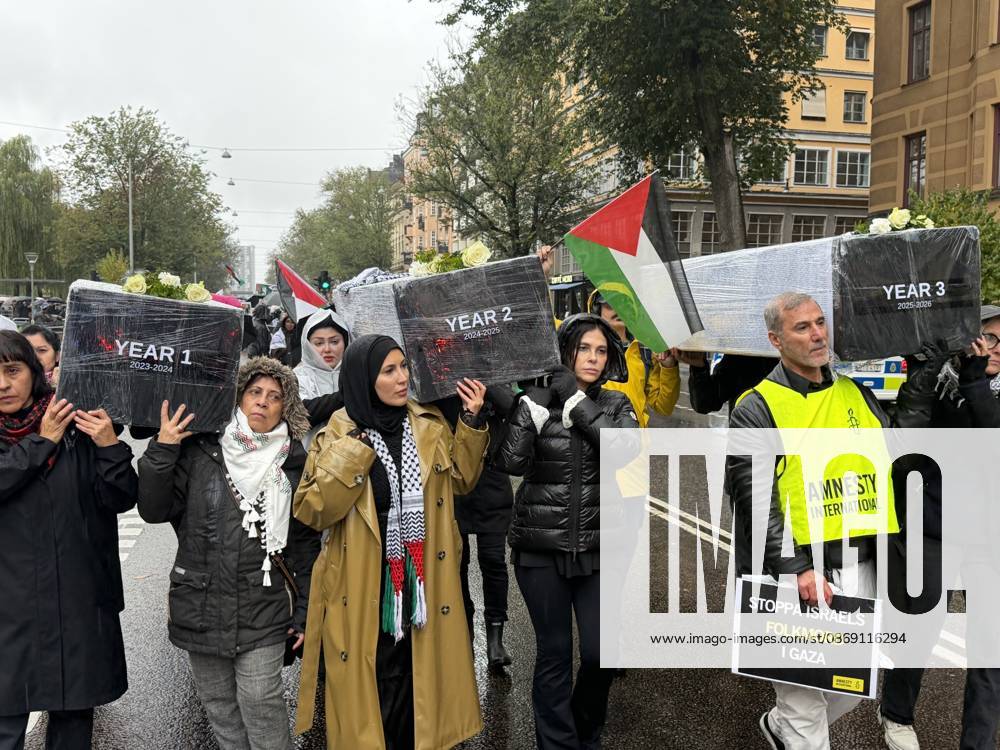Demonstrators march in Stockholm to show solidarity with Palestinians STOCKHOLM, SWEDEN - OCTOBER 10: Demonstrators march to draw attention to the situation in Palestine and mark the third anniversary of the war in Gaza, on October 10, 2026, in Stockholm, Sweden. Atila Altuntas Anadolu Stockholm Sweden. Editorial use only. Please get in touch for any other usage.