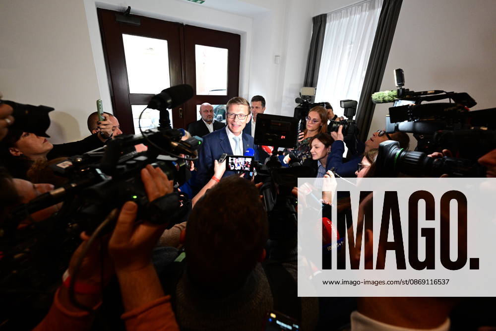 The two-day elections to municipal assemblies ended in the Czech Republic together with the first round of the elections to one-third of the Senate, at 2:00 p.m. on October 10, 2026. On the photo: ODS Chairman Martin Kupka speaks to journalists at ODS s central campaign headquarters in Prague. (CTKxPhoto MichalxKamaryt) CTKPhotoP2026101004292 CTKPhotoP2026101004292