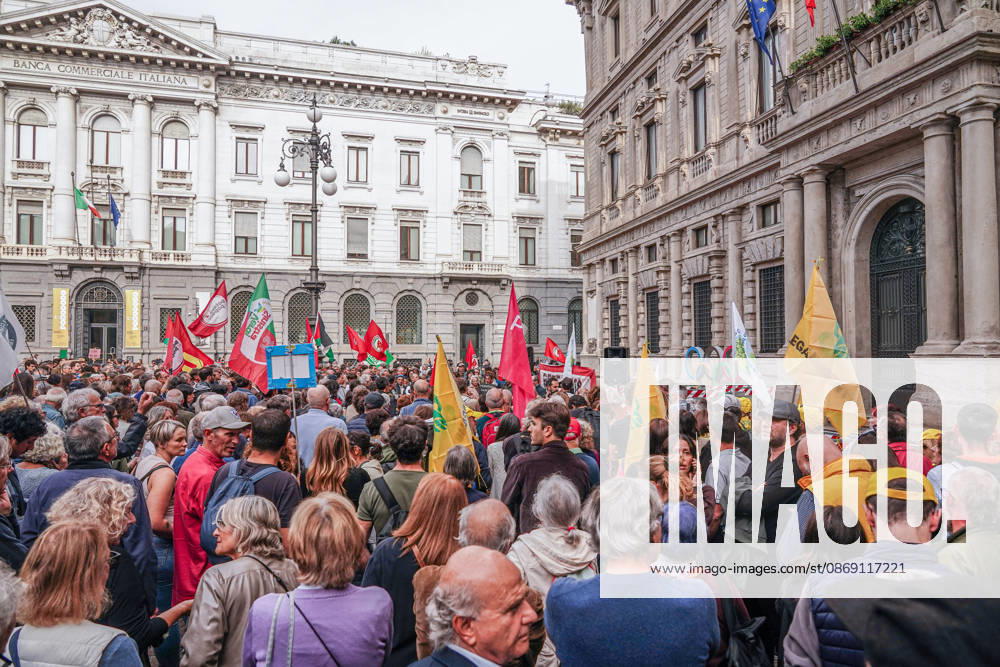 IPA89502933 - Milan, October 10, 2026 A protest organized by local No Data Centers committees to demand a halt to the construction and operation of new data centers in the province of Milan.