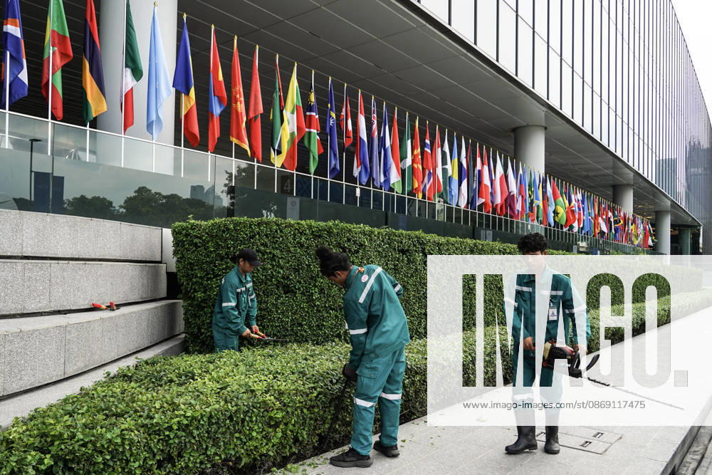 IMF World Bank 2026 Annual Meetings In Bangkok. Thai workers put the finishing touches outside the Queen Sirikit National Convention Center in Bangkok, Thailand, on October 10, 2026, ahead of the annual meetings of the International Monetary Fund (IMF) and the World Bank Group. Bangkok Bangkok Thailand