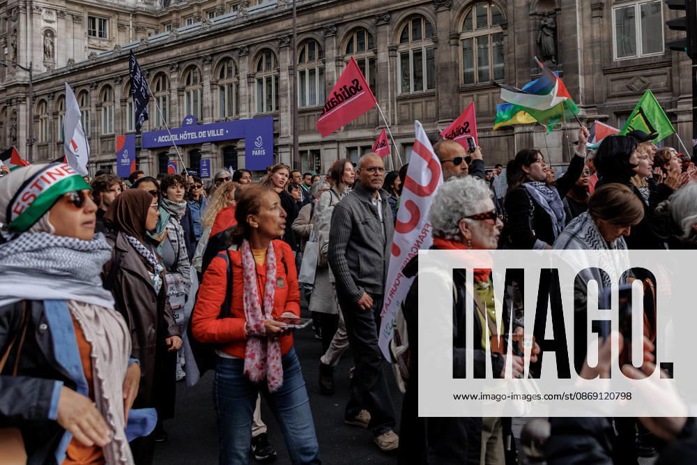La France Insoumise has called for participation in the demonstration against the genocide in Gaza and in support of the Palestinian people. The demonstration will begin at 2 p.m. at Place de la Ro publique in Paris. - ZUMAs287 20261010_zip_s287_017