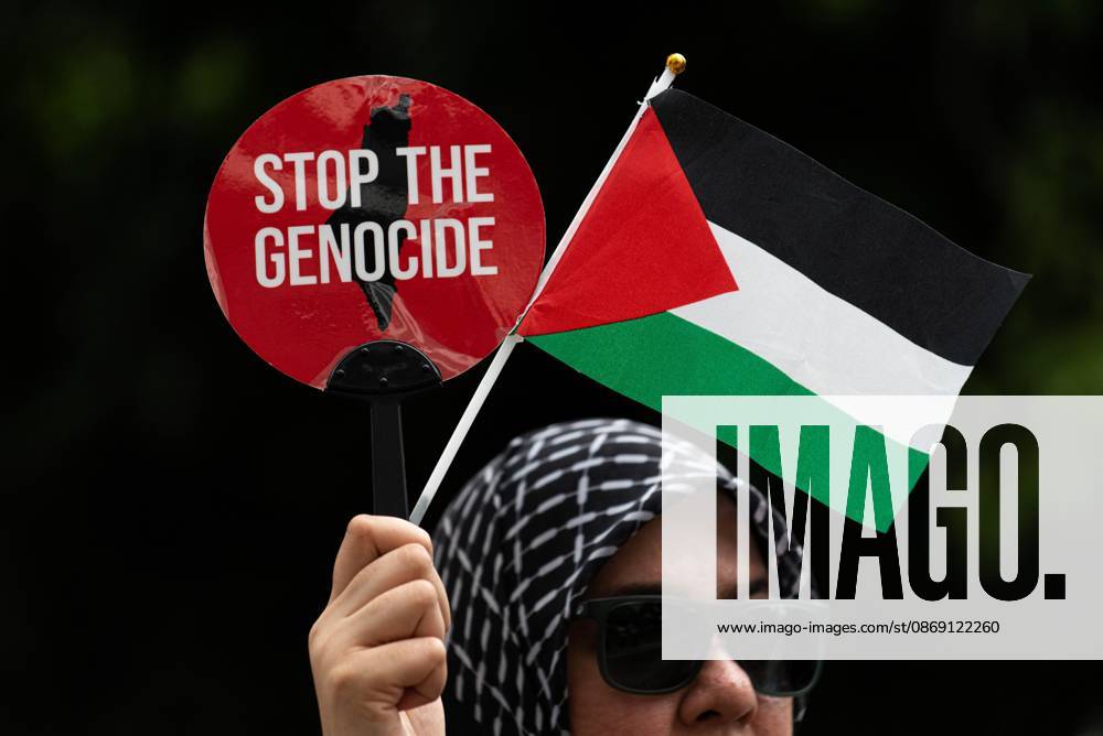 Pro-Palestine protesters gather outside Israeli Embassy in Bangkok BANGKOK, THAILAND OCTOBER 10, 2026: Pro-Palestine protesters and activists gather outside the Israeli Embassy in Bangkok to demand a permanent ceasefire in Gaza and express solidarity with the Palestinian people. The demonstration highlights calls for an end to hostilities in Gaza and continued international attention to the humanitarian situation affecting Palestinians. Protesters gathered outside the diplomatic mission to voice their demands and show support for Palestinians amid the ongoing conflict. The demonstration forms part of international solidarity actions calling for a ceasefire and greater protection for civilians in Gaza. Bangkok Thailand