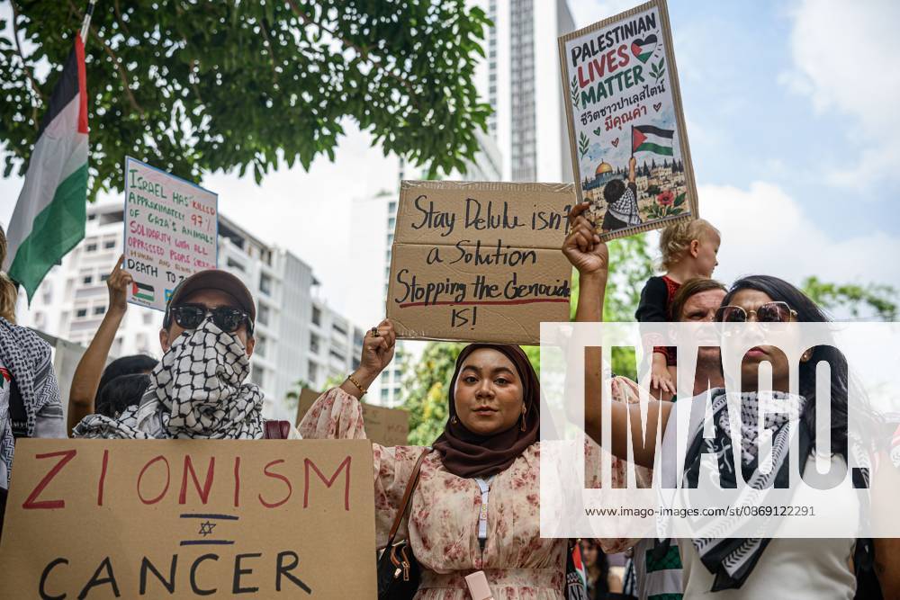 Pro-Palestinian protesters rally in Bangkok BANGKOK, THAILAND, OCTOBER 10, 2026: Pro-Palestinian demonstrators gather outside the Israeli Embassy in Bangkok during a protest marking 1,100 days since the start of the war in Gaza. Participants held portraits of Palestinians killed during the conflict for three minutes in an action titled Every Life Isn t Just a Number, symbolizing three years of war. The demonstration was held as part of a Global Action Day for Palestine. Bangkok Thailand