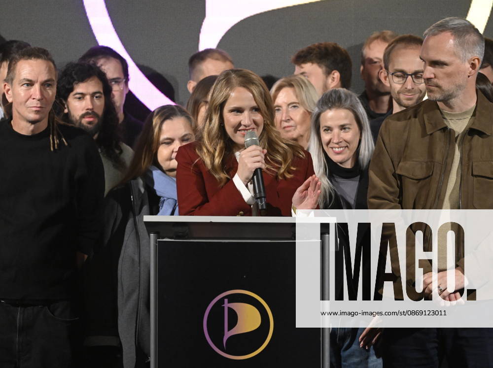 The two-day elections to municipal assemblies ended in the Czech Republic together with the first round of the elections to one-third of the Senate, at 2:00 p.m. on October 10, 2026. On the photo from left: MP Ivan Bartos, Tereza Nieslerova, the Pirate Party s candidate for Mayor of Prague, and Pirate Party Chairman Zdenek Hrib at the Pirate Party s campaign headquarters in Prague. (CTKxPhoto MichalxKrumphanzl) CTKPhotoP2026101007035 CTKPhotoP2026101007035