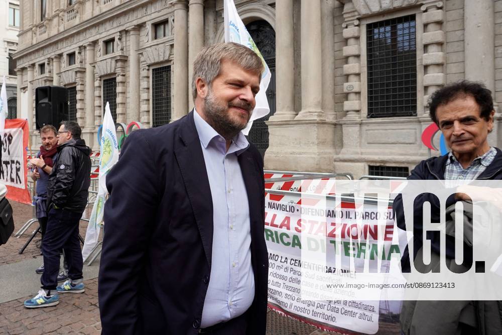 MILAN, ITALY Ã¢â‚¬ OCTOBER 10, 2026: Protesters gather for a sit-in in Piazza della Scala in central Milan to oppose the development of new data centers across Lombardy and Italy. The demonstration is organized by the Rete dei Comitati No Data Center (No Data Center Committee Network), which is calling for a moratorium on permits for new facilities. The group also urges public authorities to conduct thorough environmental, urban planning and regional assessments before approving projects. For approved facilities that have not yet begun operating, campaigners are calling for reviews to be reopened if potential microclimate effects and cumulative impacts with existing facilities were not adequately assessed. - ZUMAq101 20261010_zna_q101_175