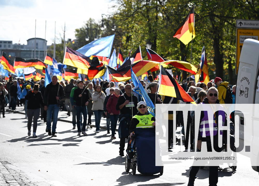 Rally of Projekt M1llion in Berlin BERLIN, GERMANY - OCTOBER 10: People take part in the Projekt M1llion anti-government protest in Berlin, Germany, on October 10, 2026. Volodymyr Sindieiev Anadolu Berlin Germany. Editorial use only. Please get in touch for any other usage.