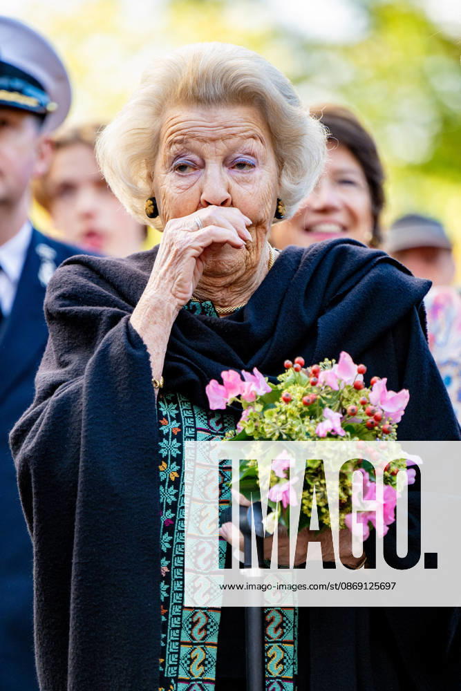 Apeldoorn Princess Beatrix attended the 7th edition of Het Oranjepad around palace Het Loo in Apeldoorn. Â