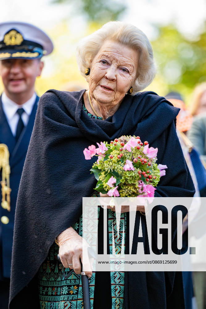 Apeldoorn Princess Beatrix attended the 7th edition of Het Oranjepad around palace Het Loo in Apeldoorn. Â