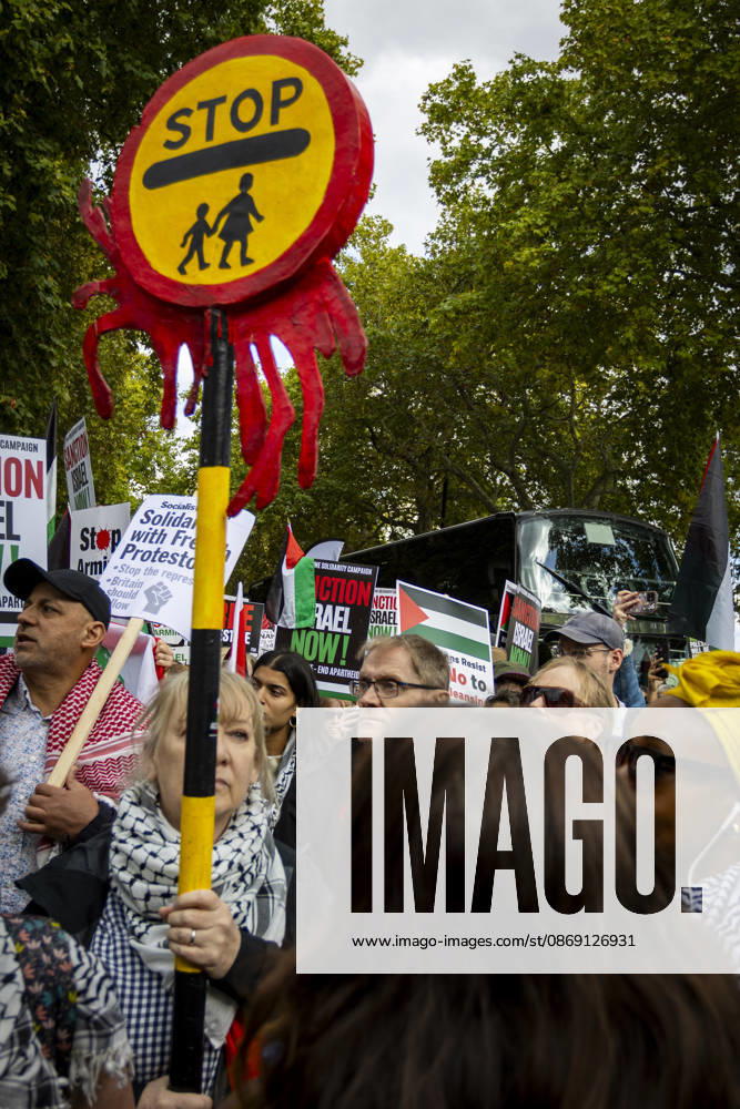 National March for Palestine Marks Three Years Since the Israel - Gaza War Began Central London, October 10, 2026 Pro-Palestine demonstrators took to the streets of Central London for the National March for Palestine, marking three years since the war in Gaza began in October 2023. Participants marched in solidarity with Palestinians, carrying Palestinian flags, banners and placards calling for an end to the conflict and highlighting the ongoing humanitarian crisis in Gaza., Credit:Zak Irfan Avalon