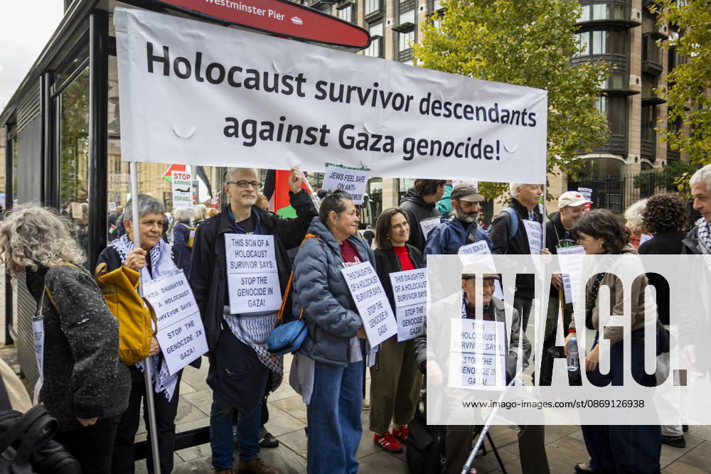 National March for Palestine Marks Three Years Since the Israel - Gaza War Began Central London, October 10, 2026 Pro-Palestine demonstrators took to the streets of Central London for the National March for Palestine, marking three years since the war in Gaza began in October 2023. Participants marched in solidarity with Palestinians, carrying Palestinian flags, banners and placards calling for an end to the conflict and highlighting the ongoing humanitarian crisis in Gaza., Credit:Zak Irfan Avalon