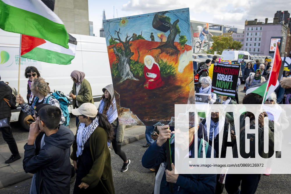 National March for Palestine Marks Three Years Since the Israel - Gaza War Began Central London, October 10, 2026 Pro-Palestine demonstrators took to the streets of Central London for the National March for Palestine, marking three years since the war in Gaza began in October 2023. Participants marched in solidarity with Palestinians, carrying Palestinian flags, banners and placards calling for an end to the conflict and highlighting the ongoing humanitarian crisis in Gaza., Credit:Zak Irfan Avalon