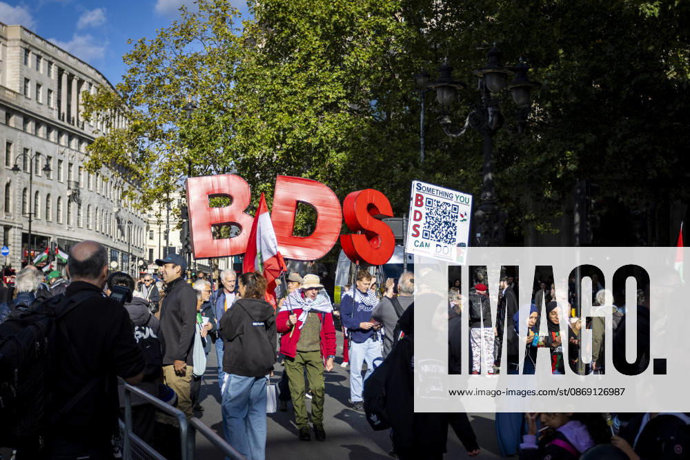 National March for Palestine Marks Three Years Since the Israel - Gaza War Began Central London, October 10, 2026 Pro-Palestine demonstrators took to the streets of Central London for the National March for Palestine, marking three years since the war in Gaza began in October 2023. Participants marched in solidarity with Palestinians, carrying Palestinian flags, banners and placards calling for an end to the conflict and highlighting the ongoing humanitarian crisis in Gaza., Credit:Zak Irfan Avalon