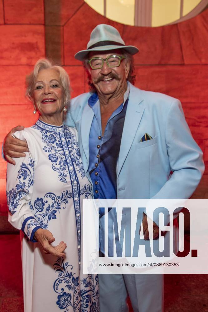 ABB HOPEGALA: Dorit Gaeble and Karl Heinz Bellmann as guests on the red carpet at the 2026 Hope Gala at the Schauspielhaus Dresden on October 10, 2026, in Dresden, Saxony, Germany