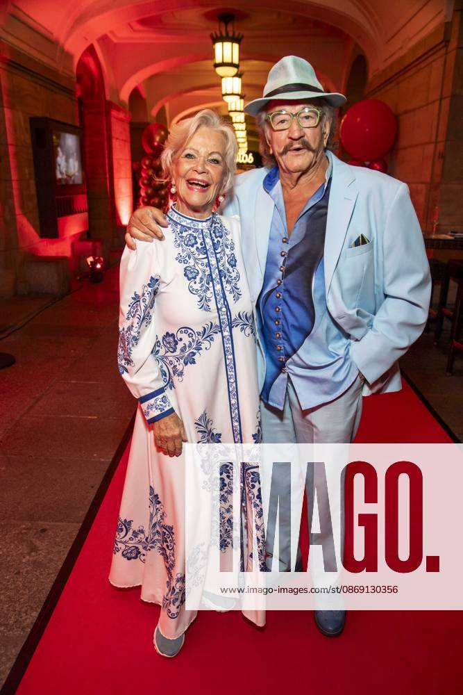 ABB HOPEGALA: Dorit Gaeble and Karl Heinz Bellmann as guests on the red carpet at the 2026 Hope Gala at the Schauspielhaus Dresden on October 10, 2026, in Dresden, Saxony, Germany