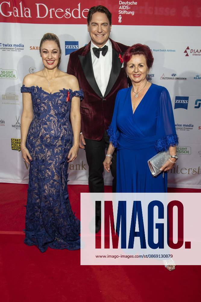 ABB HOPEGALA: Ruth Moschner, Benjamin Bieneck, and Viola Klein walk the red carpet at the 2026 Hope Gala at the Schauspielhaus Dresden on October 10, 2026, in Dresden, Saxony, Germany