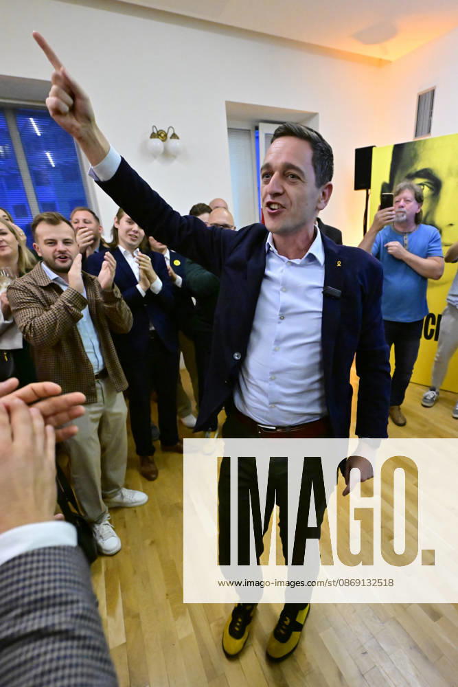 The two-day elections to municipal assemblies ended in the Czech Republic together with the first round of the elections to one-third of the Senate, at 2:00 p.m. on October 10, 2026. On the photo: Jan Grolich, Governor of South Moravia Region and Chairman of the KDU-CSL, celebrates at the KDU-CSL s central campaign headquarters following the elections in Slapanice, South Moravian Region. (CTKxPhoto VaclavxSalek) CTKPhotoF202610100030701 CTKPhotoF202610100030701