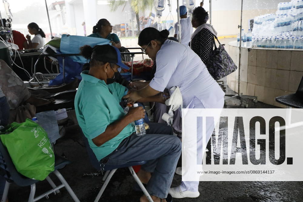 (261010) -- PENONOME, Oct. 10, 2026 -- Patients receive treatment at a temporary shelter after being evacuated from a damaged hospital in Penonome, Panama, Oct. 10, 2026. Panama declared a state of emergency on Saturday to coordinate relief efforts and assist communities affected by a powerful earthquake that struck the country Friday. (Photo by Xinhua) PANAMA-PENONOME-EARTHQUAKE-AFTERMATH DanielxGonzalez