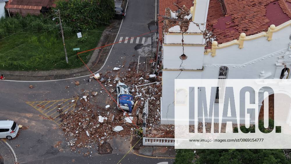 (261011) -- PENONOME, Oct. 11, 2026 -- A drone photo taken on Oct. 10, 2026 shows a church damaged in an earthquake in Penonome, Panama. Panama declared a state of emergency on Saturday to coordinate relief efforts and assist communities affected by a powerful earthquake that struck the country Friday. ) PANAMA-PENONOME-EARTHQUAKE-AFTERMATH LixJiaxu