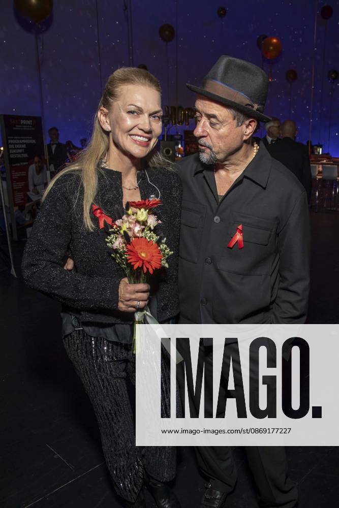 ABB HOPE GALA: Anna Loos and Jan Josef Liefers, a married couple, were guests at the Hope Gala 2026 party at the Schauspielhaus Dresden on October 10, 2026, in Dresden, Saxony, Germany