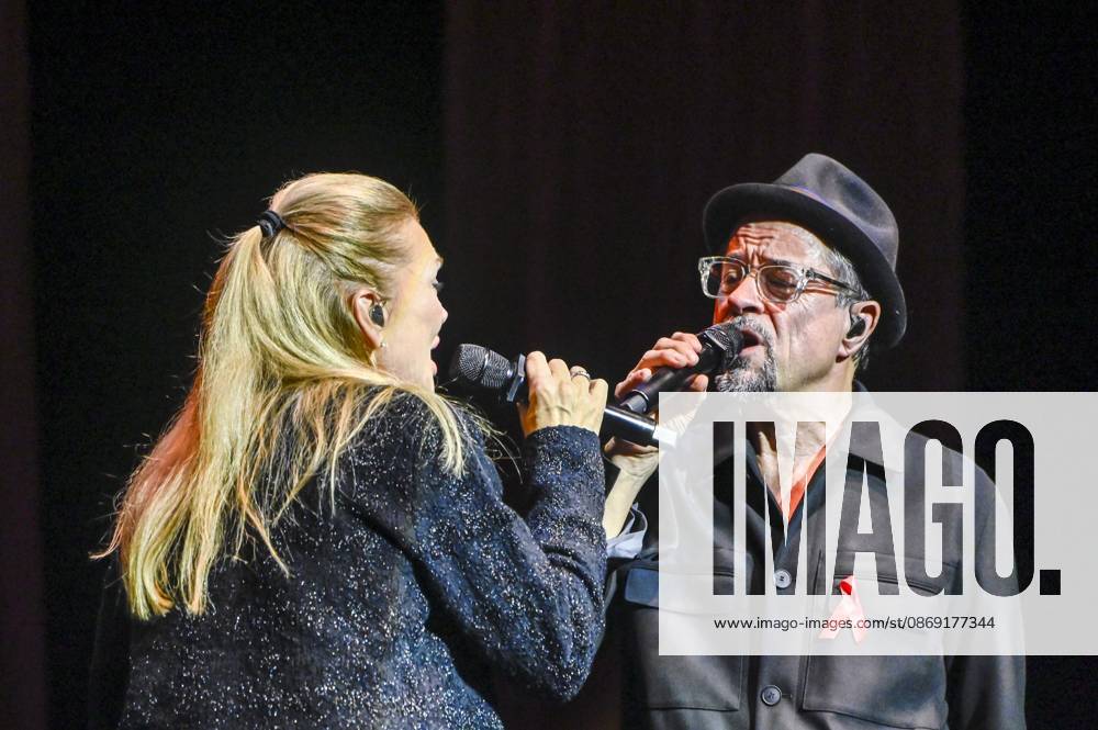 ABB HOPE GALA: Anna Loos and Jan Josef Liefers Perform a Duet on Stage at the Hope Gala 2026 at the Schauspielhaus Dresden on October 10, 2026, in Dresden, Saxony, Germany