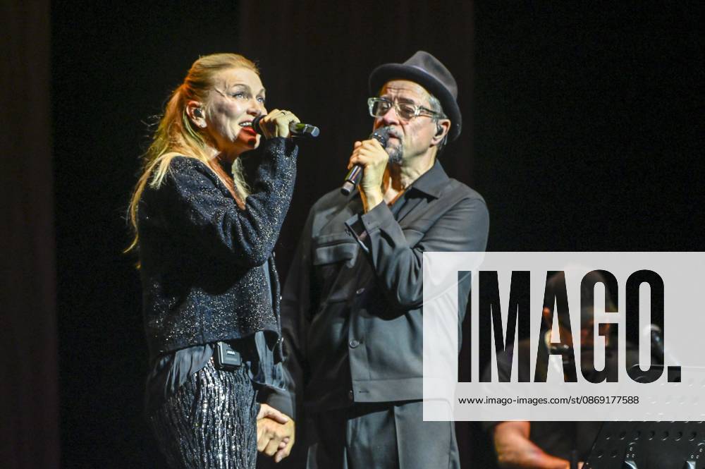 ABB HOPE GALA: Anna Loos and Jan Josef Liefers Perform a Duet on Stage at the Hope Gala 2026 at the Schauspielhaus Dresden on October 10, 2026, in Dresden, Saxony, Germany
