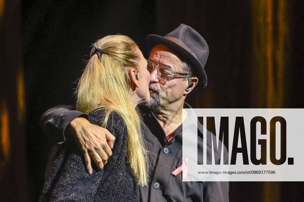 ABB HOPE GALA: Anna Loos and Jan Josef Liefers Perform a Duet on Stage at the Hope Gala 2026 at the Schauspielhaus Dresden on October 10, 2026, in Dresden, Saxony, Germany