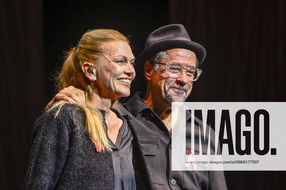 ABB HOPE GALA: Anna Loos and Jan Josef Liefers Perform a Duet on Stage at the Hope Gala 2026 at the Schauspielhaus Dresden on October 10, 2026, in Dresden, Saxony, Germany