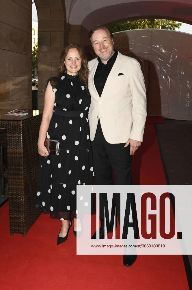 Stephan Grossmann with his wife, Lidija Grossmann, at the 18 Hope Gala 2026 at the Schauspielhaus Dresden, October 10, 2026 Foto:xM.xFischerx xFuturexImagex hope_6009
