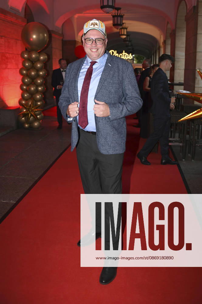 Maik Zeuge at the 18 Hope Gala 2026 at the Schauspielhaus Dresden, October 10, 2026 Foto:xM.xFischerx xFuturexImagex hope_6019