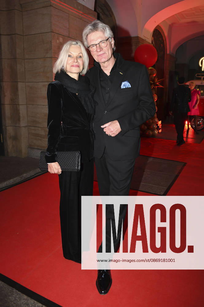 Ulrike Escher and Peter Escher at the 18th Hope Gala 2026 at the Schauspielhaus Dresden, October 10, 2026 Foto:xM.xFischerx xFuturexImagex hope_6050