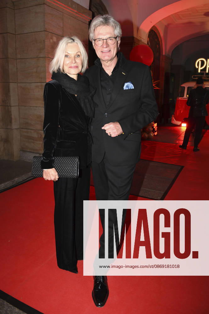 Ulrike Escher and Peter Escher at the 18th Hope Gala 2026 at the Schauspielhaus Dresden, October 10, 2026 Foto:xM.xFischerx xFuturexImagex hope_6051