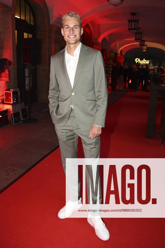 Karl Bebendorf at the 18th Hope Gala 2026 at the Schauspielhaus Dresden, October 10, 2026 Foto:xM.xFischerx xFuturexImagex hope_6053